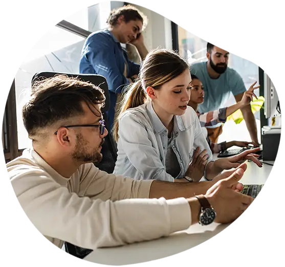 Software-Team bei der Projektbesprechung